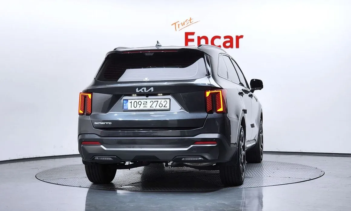 Kia Sorento — фото 5