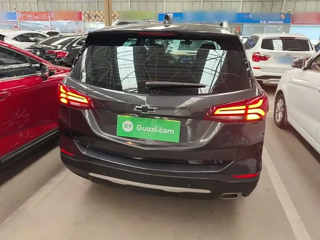 Chevrolet Equinox 2023 из CN, фото 5
