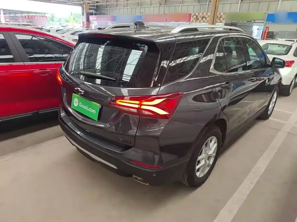 Chevrolet Equinox 2023 из CN, фото 3