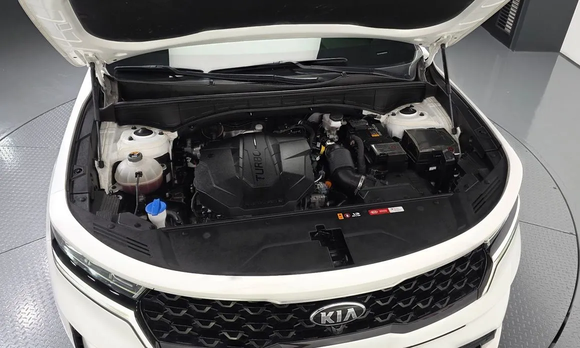 Kia Sorento — фото 6