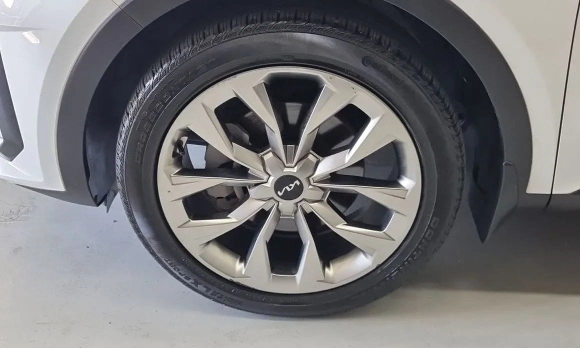 Kia Sorento — фото 7