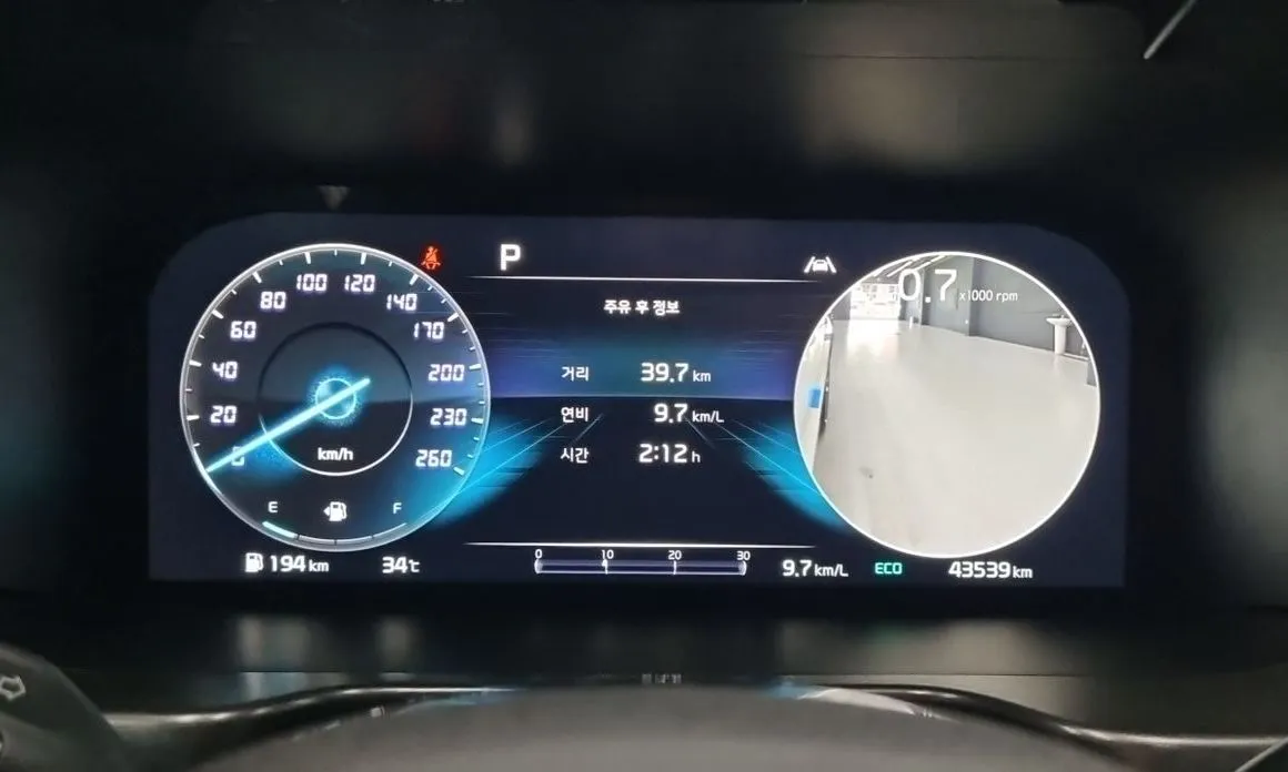 Kia Sorento — фото 6
