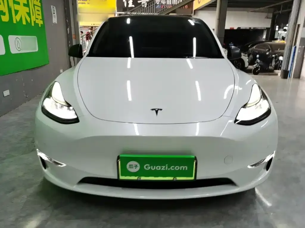 Tesla Model Y — фото 4
