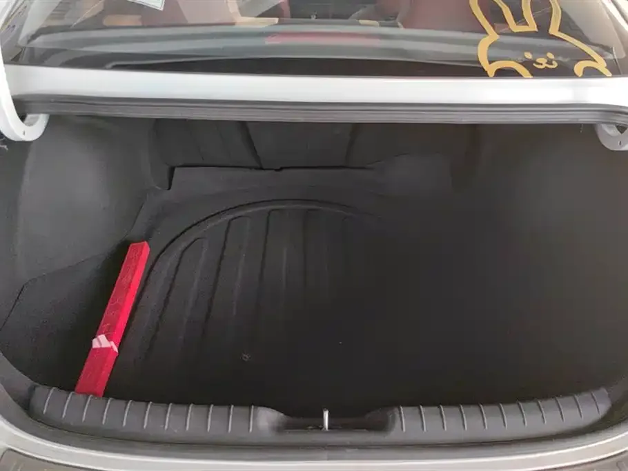 Hyundai Elantra — фото 4