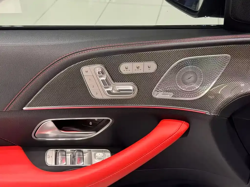 Mercedes-Benz GLE Coupe AMG — фото 9