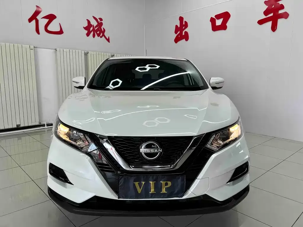 Nissan Qashqai — фото 2