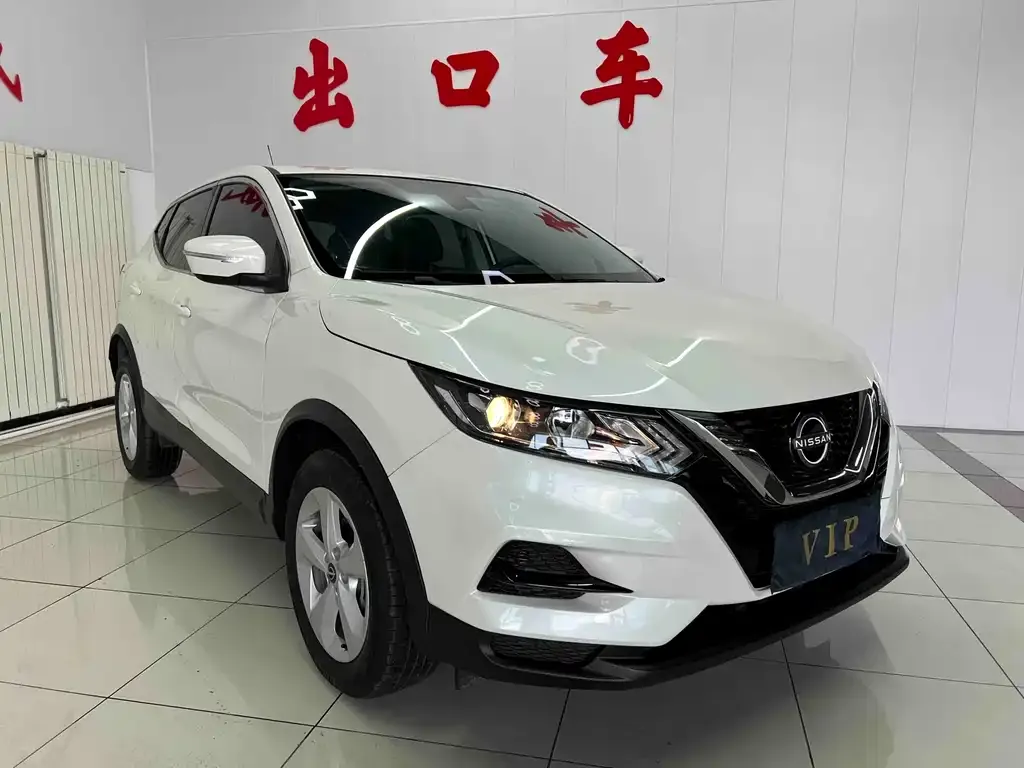 Nissan Qashqai — фото 9