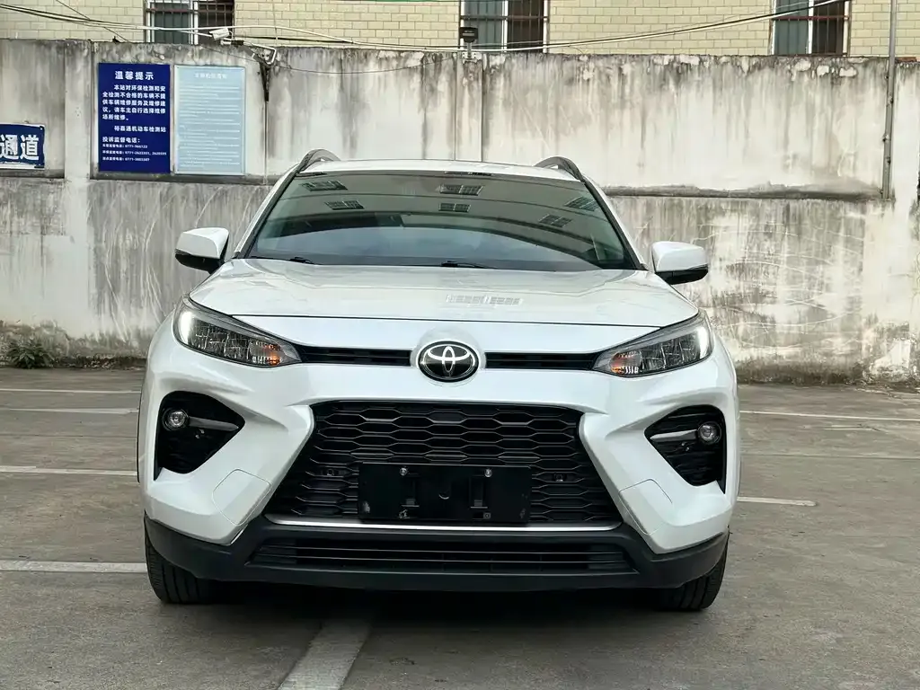Toyota Wildlander — фото 6