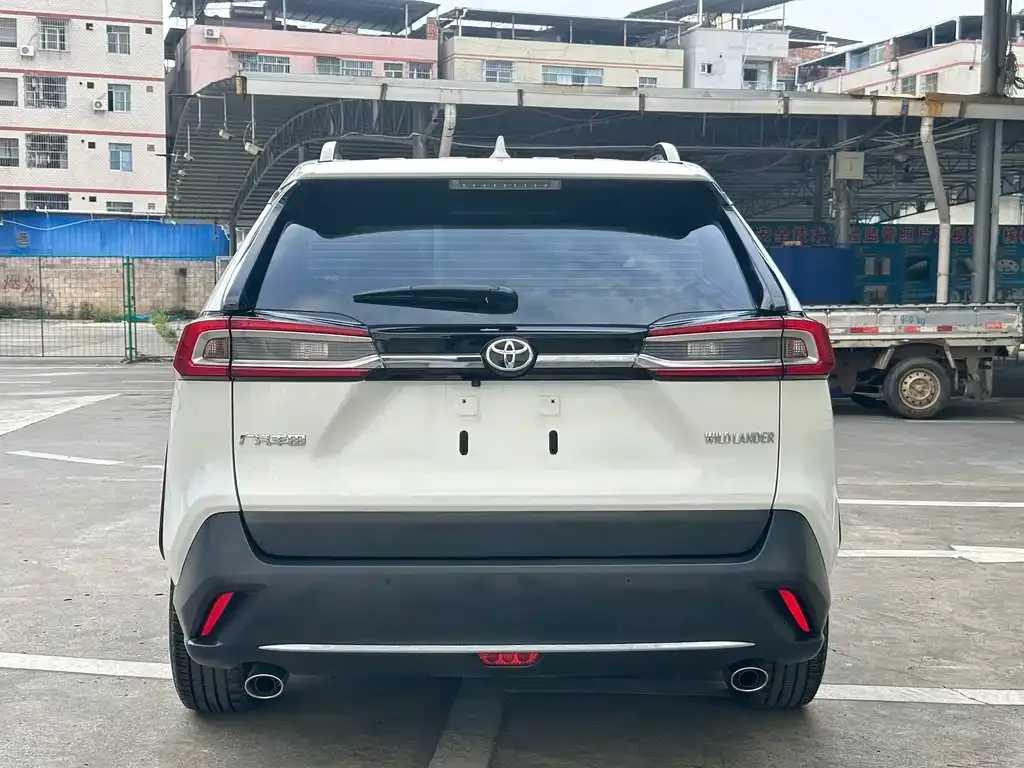 Toyota Wildlander — фото 3