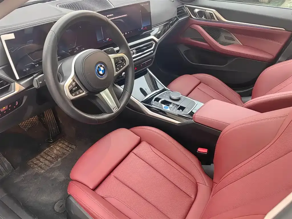 BMW i4 — фото 5