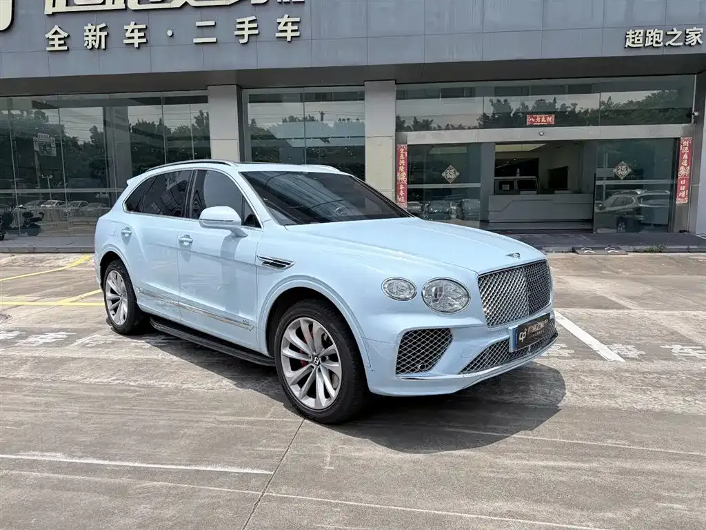 Bentley Bentayga 2021 из CN, фото 6