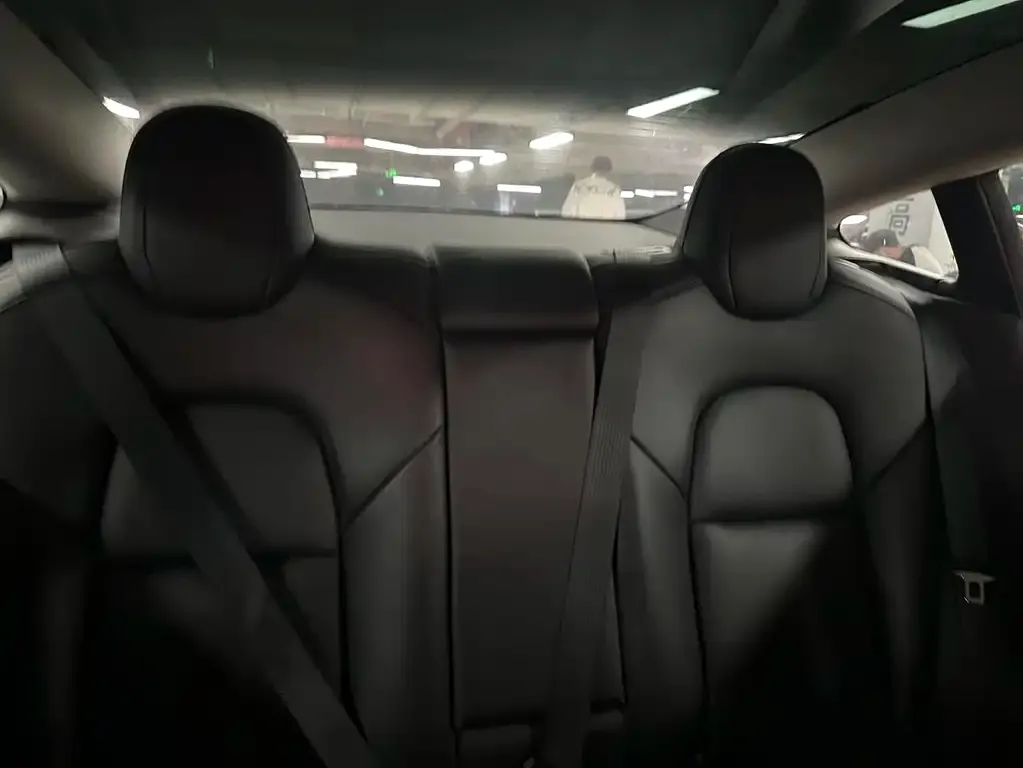 Tesla Model 3 — фото 2