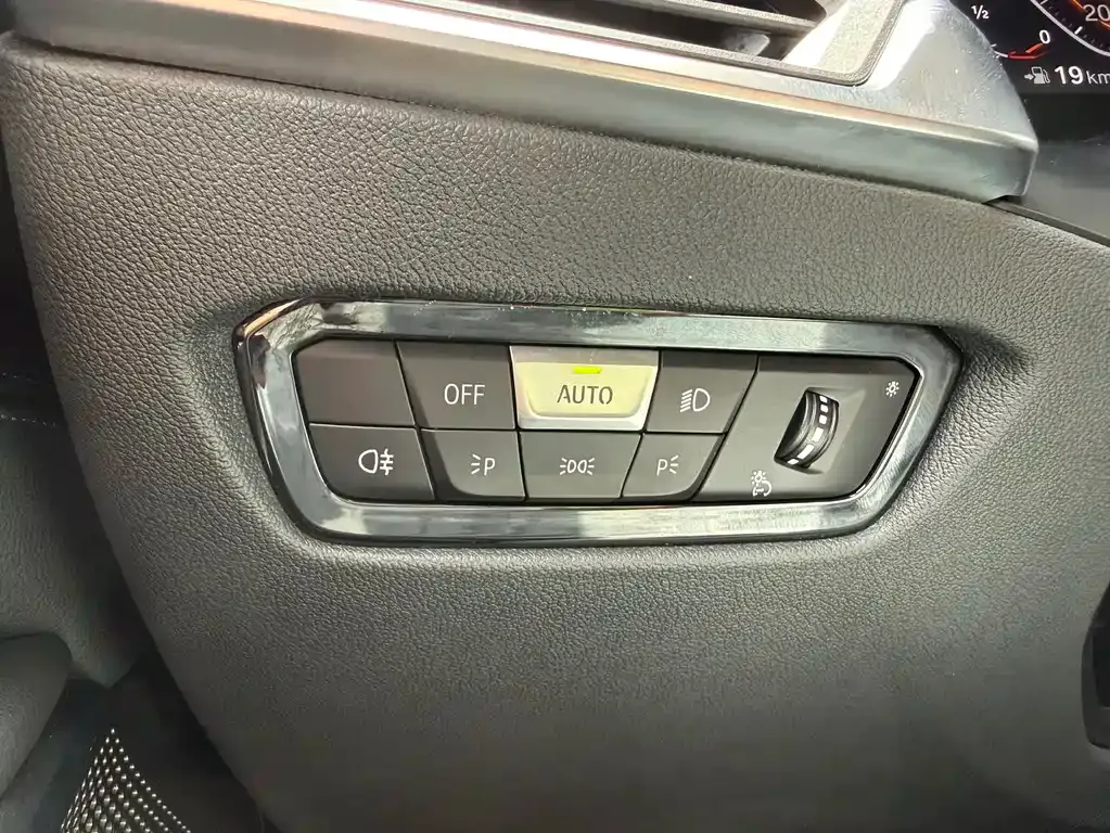 BMW 3 Series — фото 10