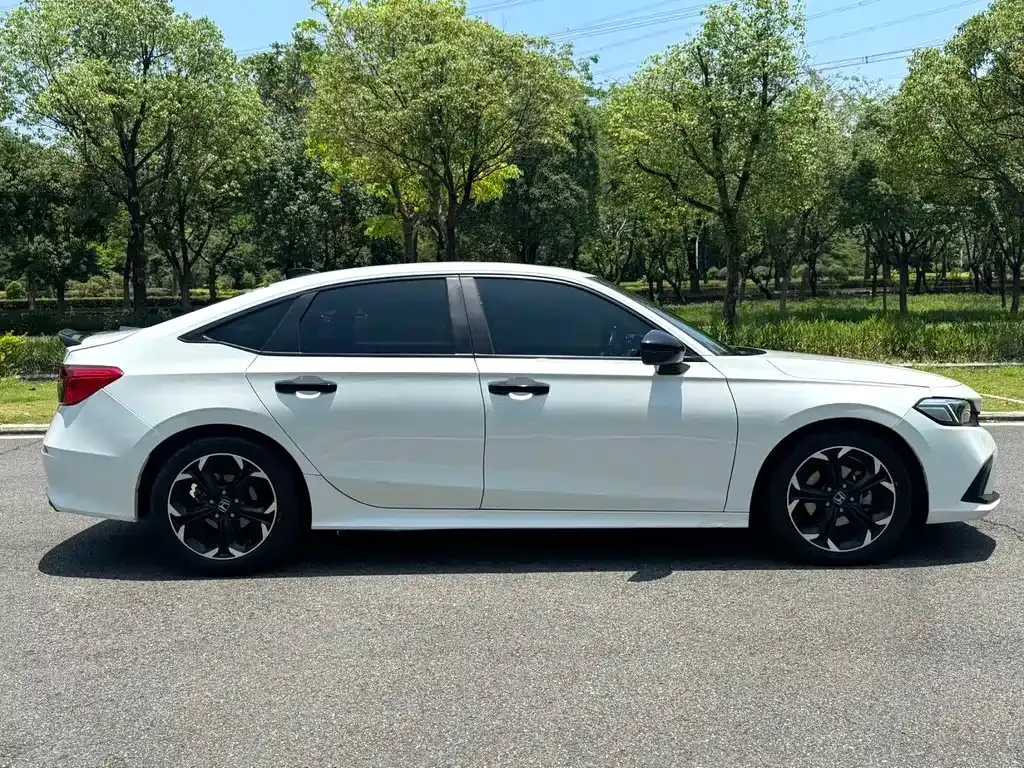 Honda Civic — фото 8