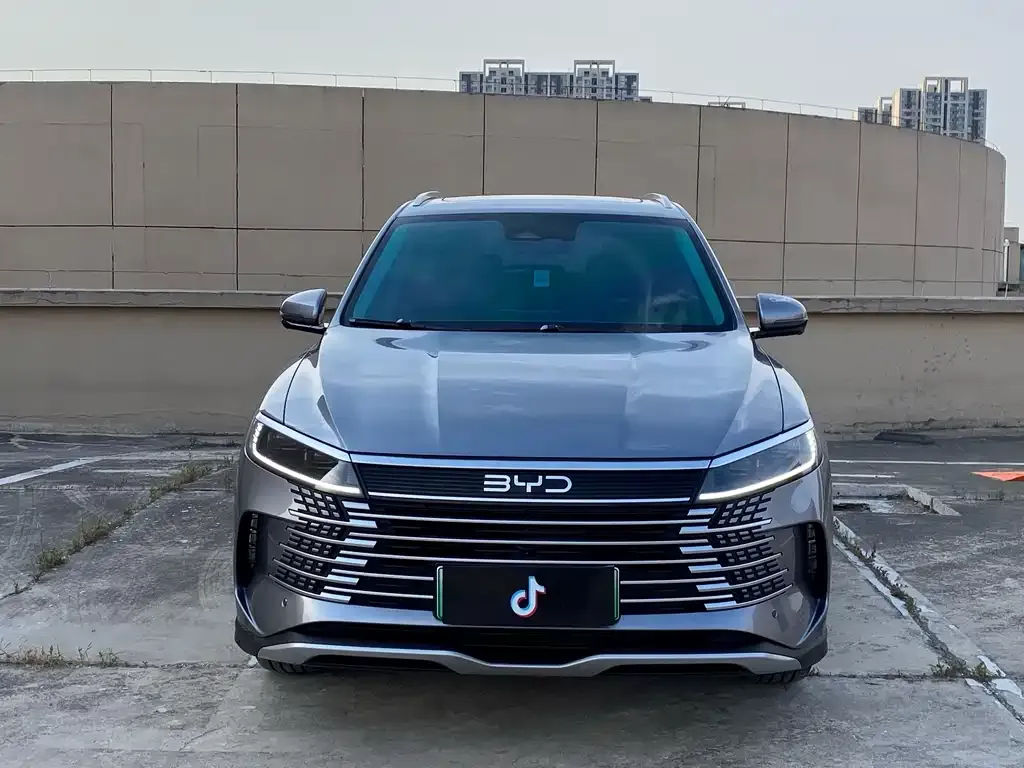 BYD Seal 05 DM-i — фото 10