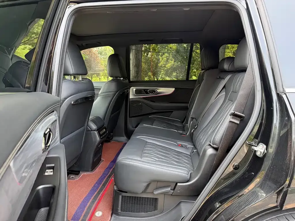 GAC Motor Trumpchi GS8 — фото 2