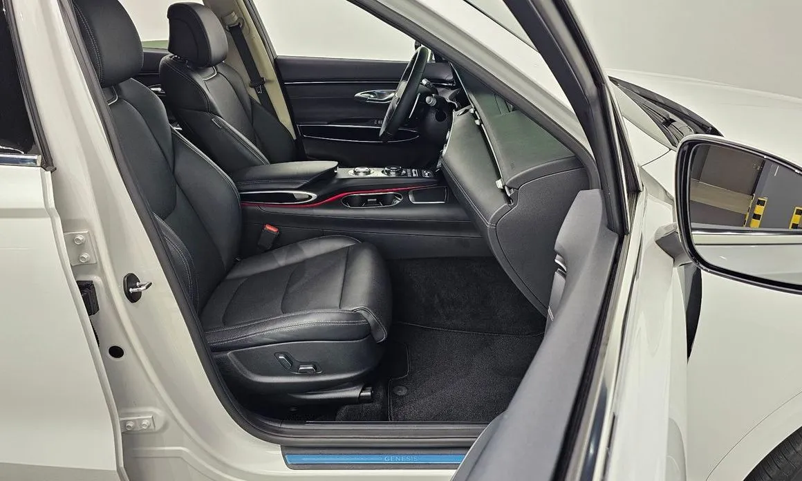 Genesis GV70 — фото 10
