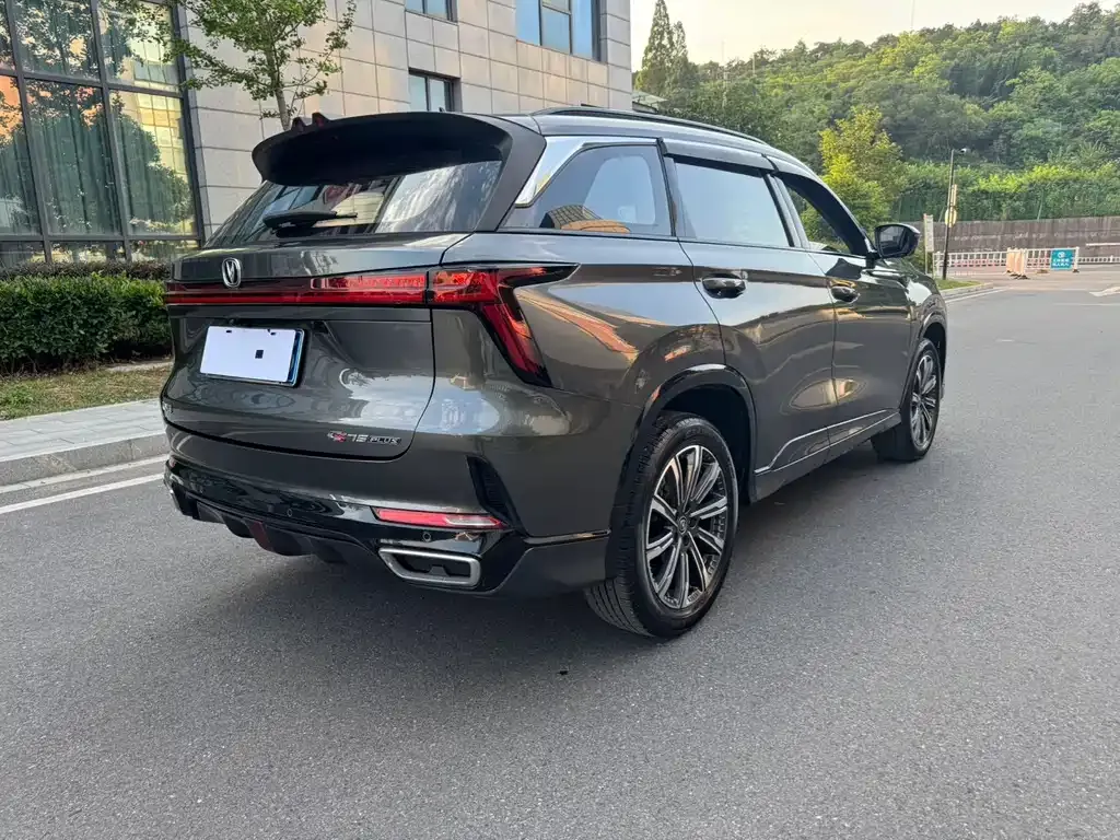 Changan CS75PLUS — фото 10