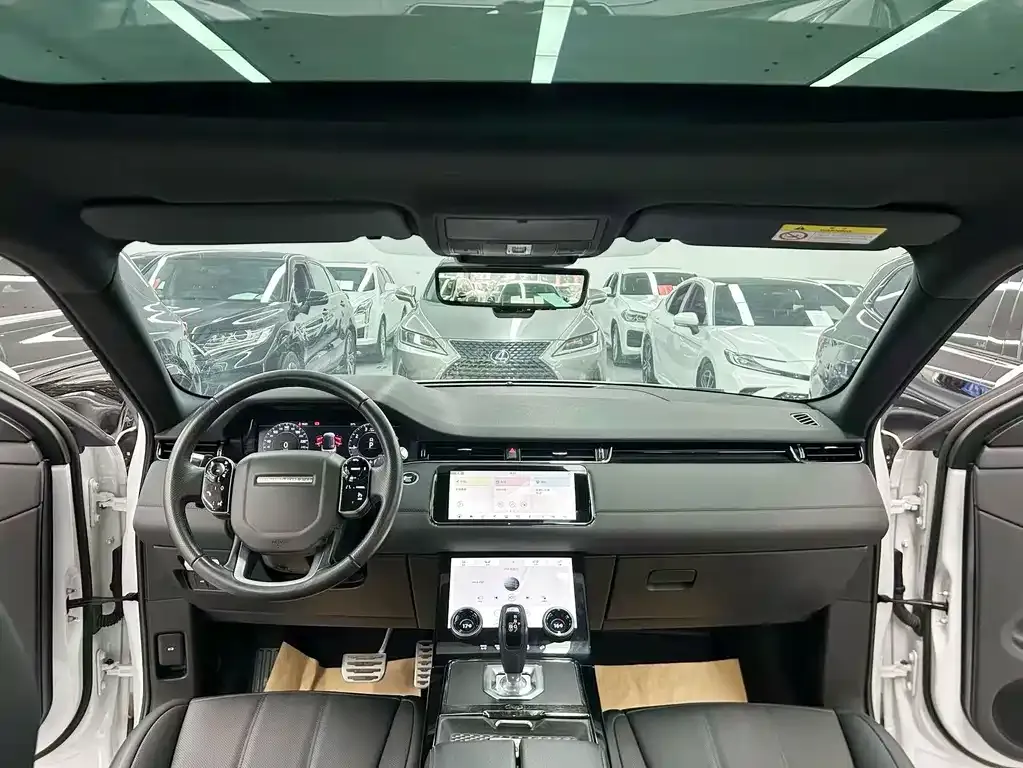 Land Rover Evoque — фото 8
