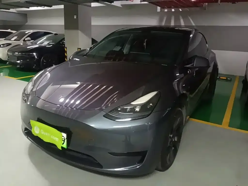Tesla Model Y — фото 8