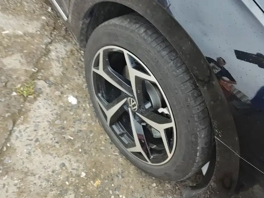 Volkswagen Passat — фото 4