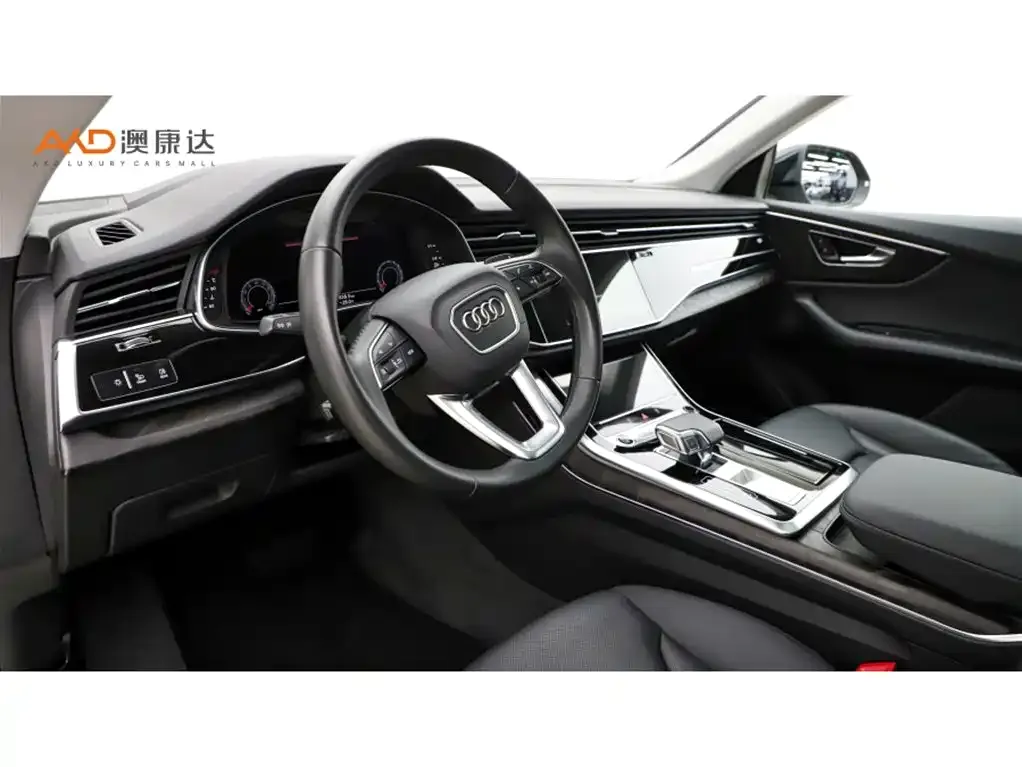 Audi Q8 2023 из CN, фото 8