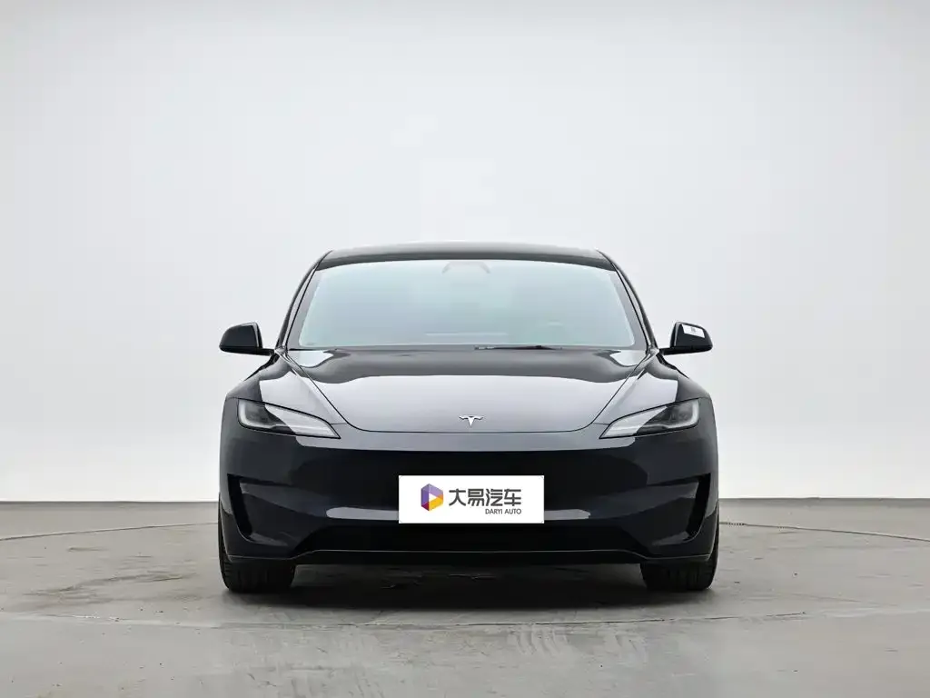 Tesla Model 3 — фото 5