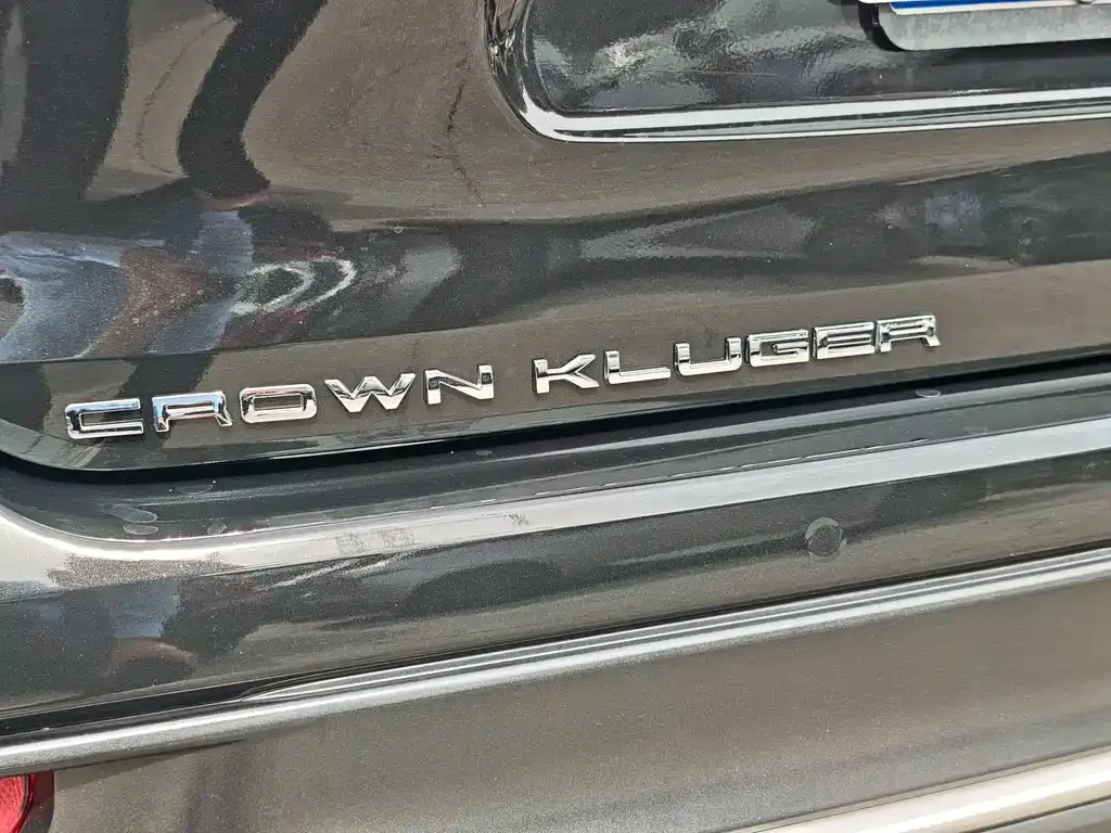 Toyota Crown Kluger 2024 из CN, фото 7
