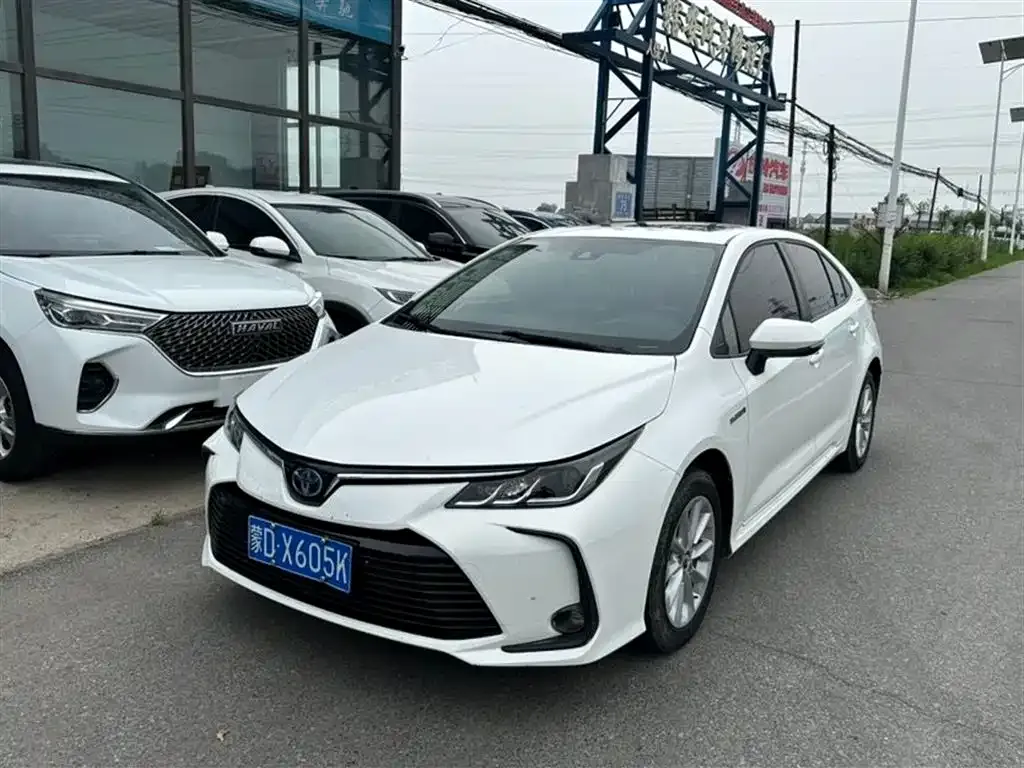 Toyota Corolla — фото 1