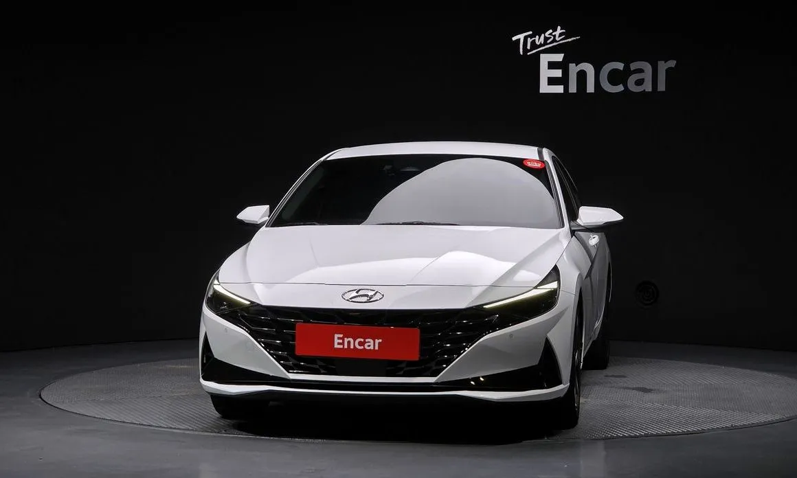 Hyundai AVANTE — фото 2