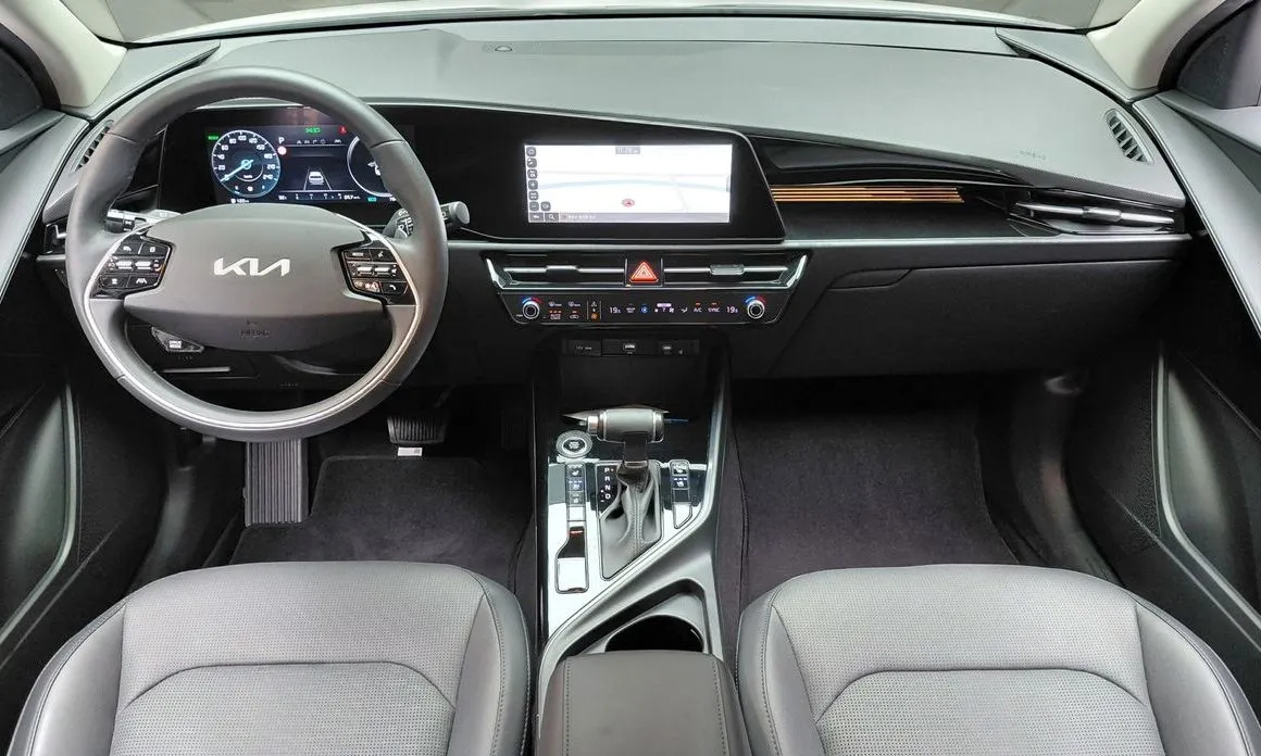 Kia Niro — фото 9