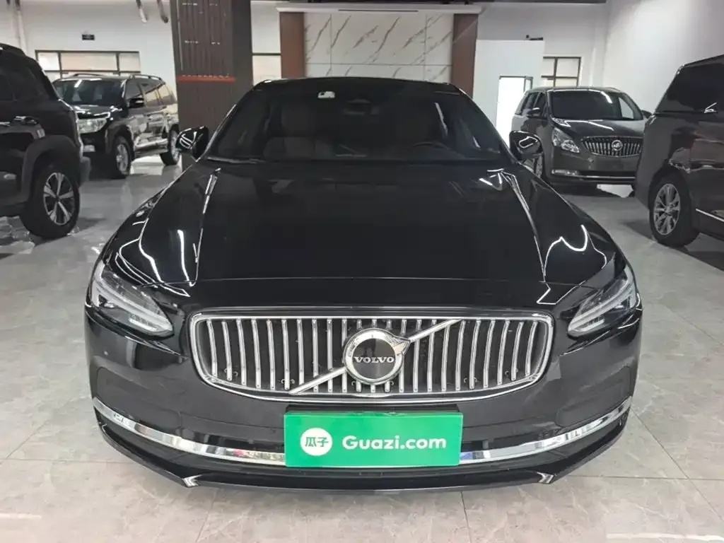 Volvo S90 — фото 9