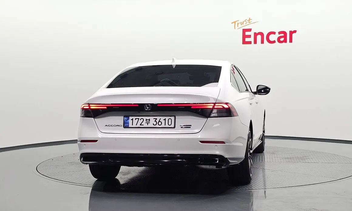 Honda Accord — фото 5