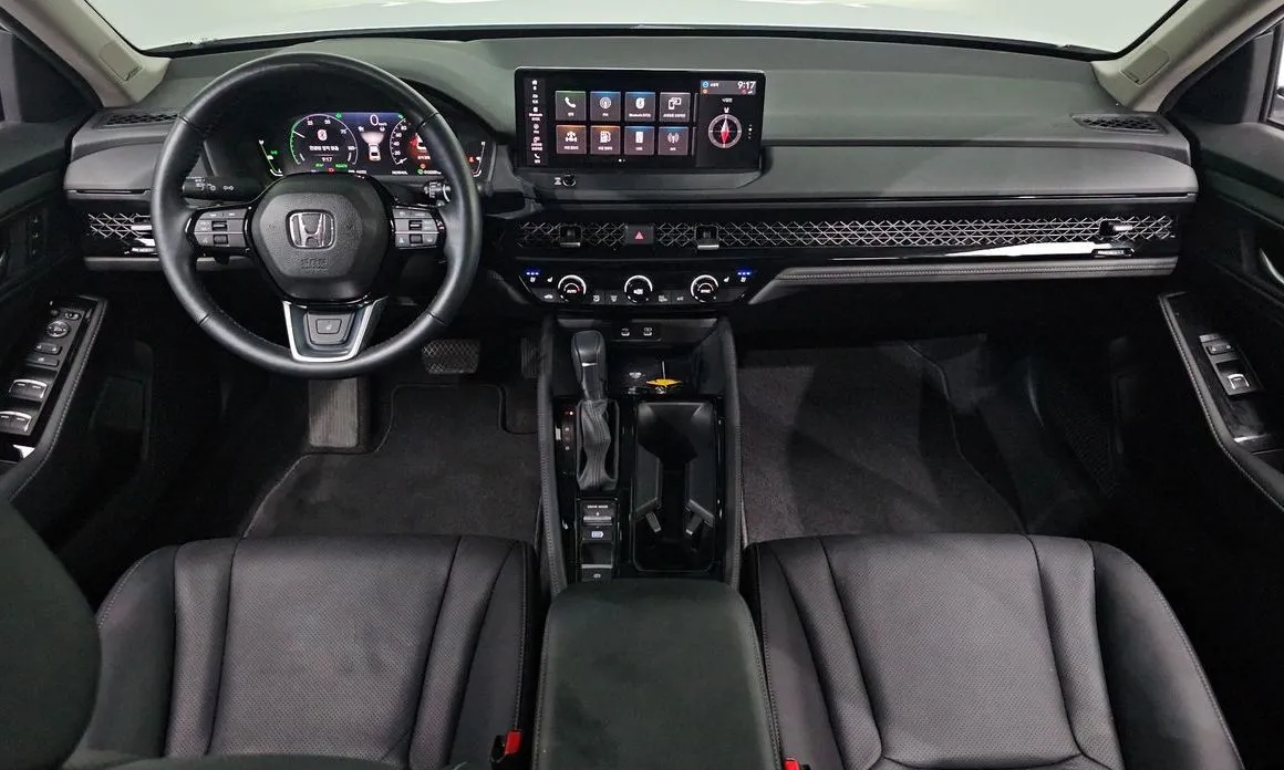 Honda Accord — фото 9