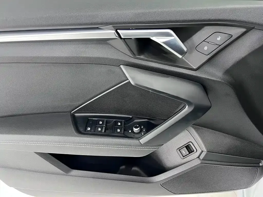 Audi A3 — фото 7