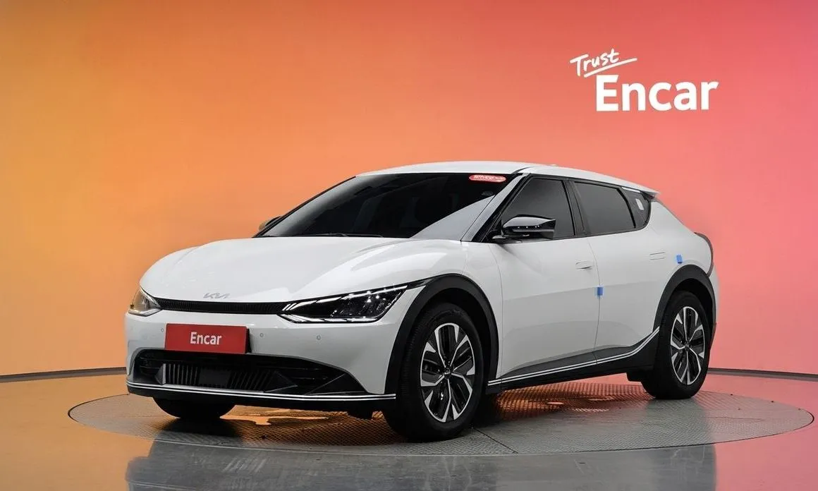 Kia EV6 — фото 1