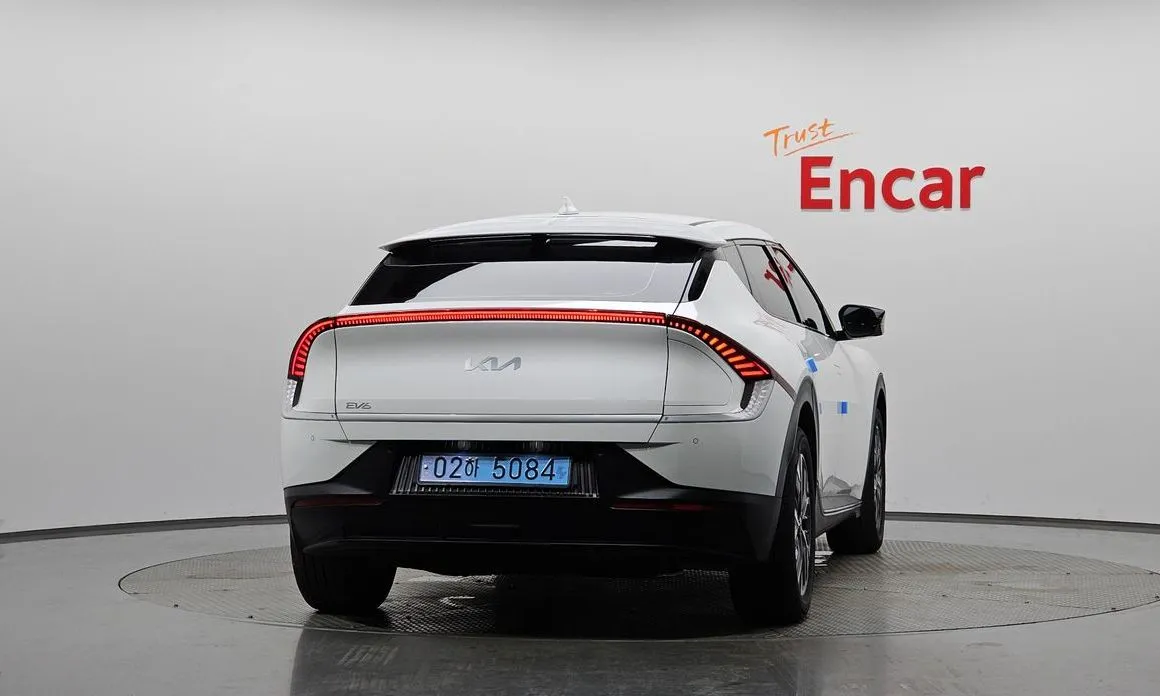Kia EV6 — фото 4