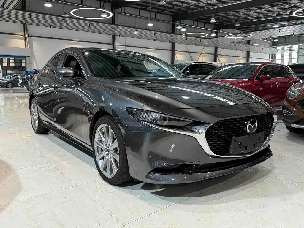 Mazda 3 Axela — фото 10