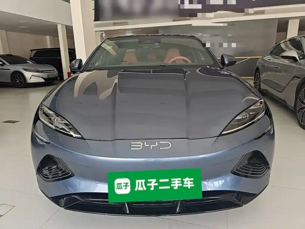 BYD Seal — фото 10
