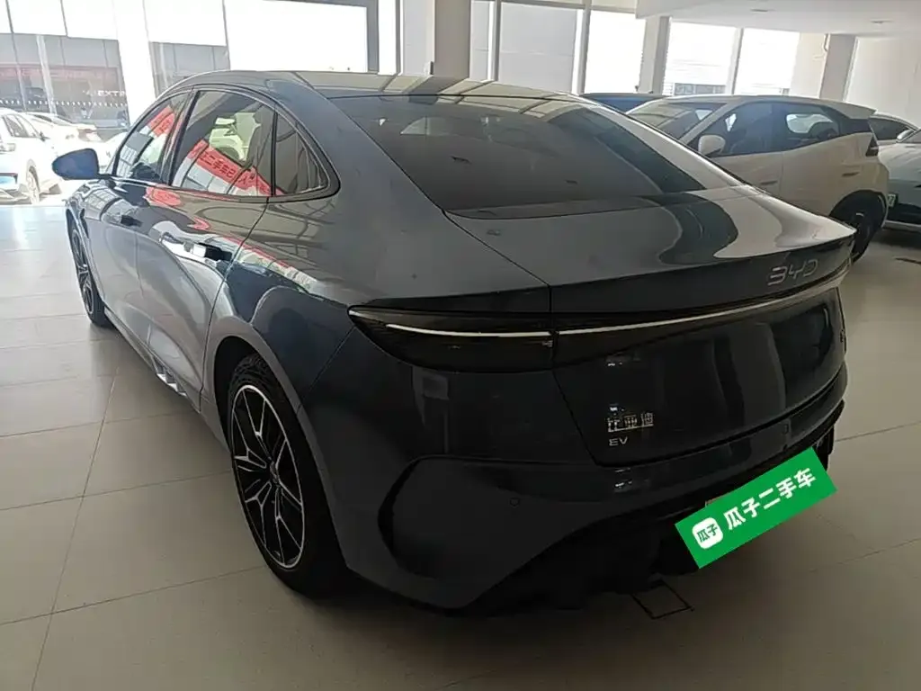 BYD Seal — фото 7