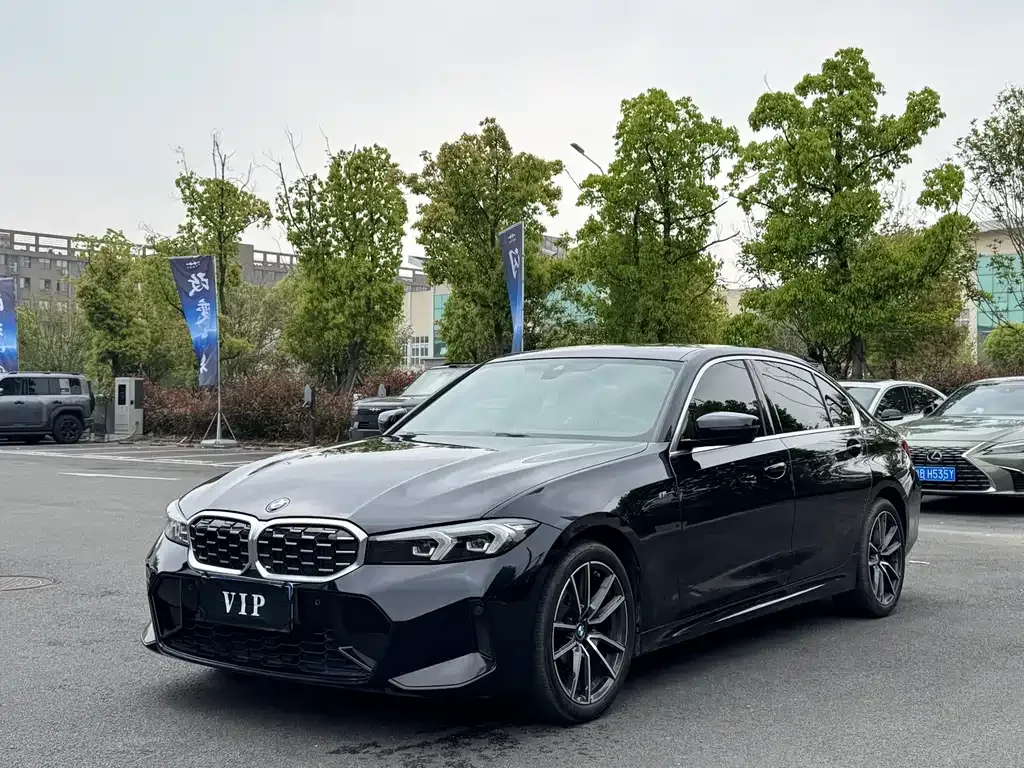 BMW 3 Series — фото 1