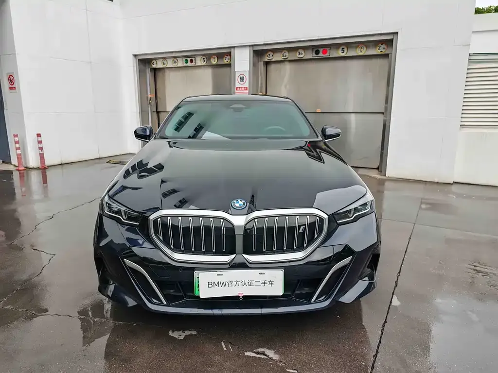BMW i5 2024 из CN, фото 4