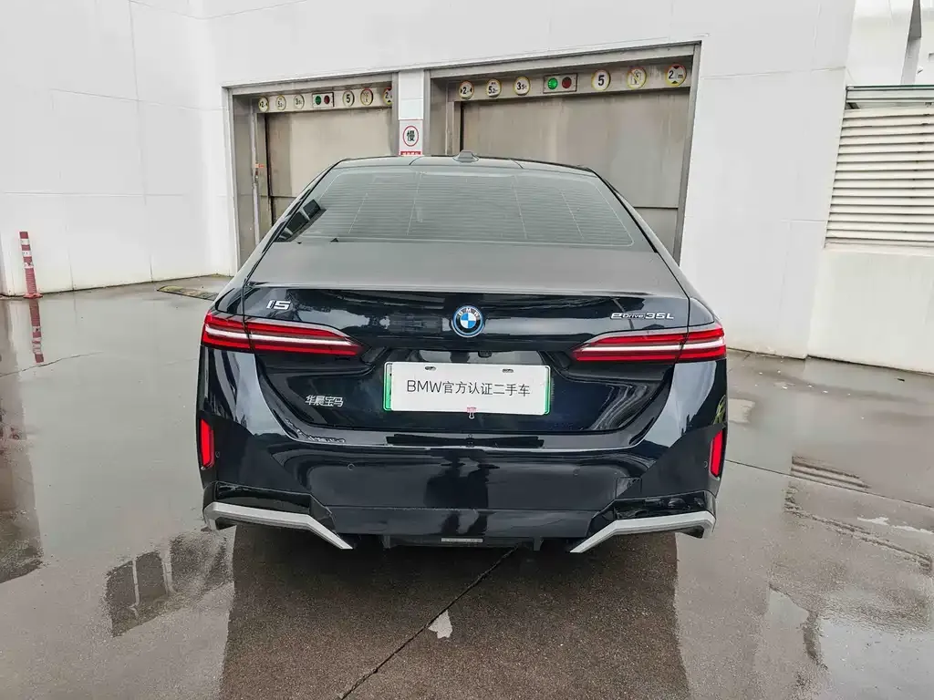 BMW i5 2024 из CN, фото 2