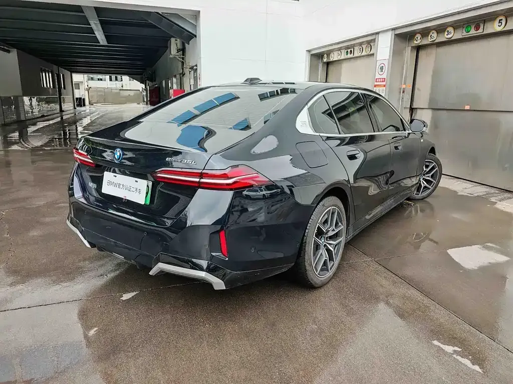BMW i5 2024 из CN, фото 3