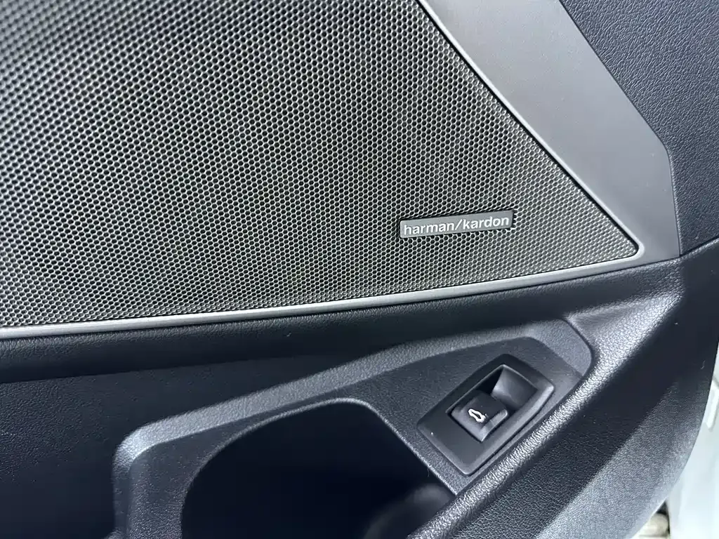BMW 3 Series — фото 9