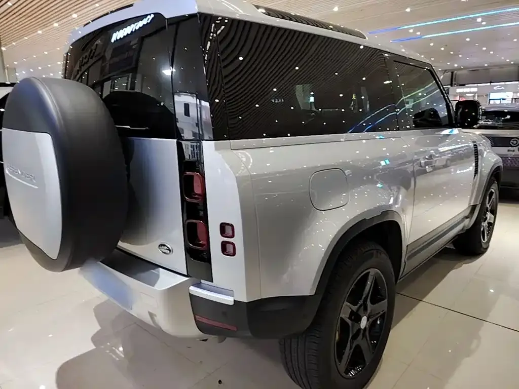 Land Rover Defender 2023 из CN, фото 9