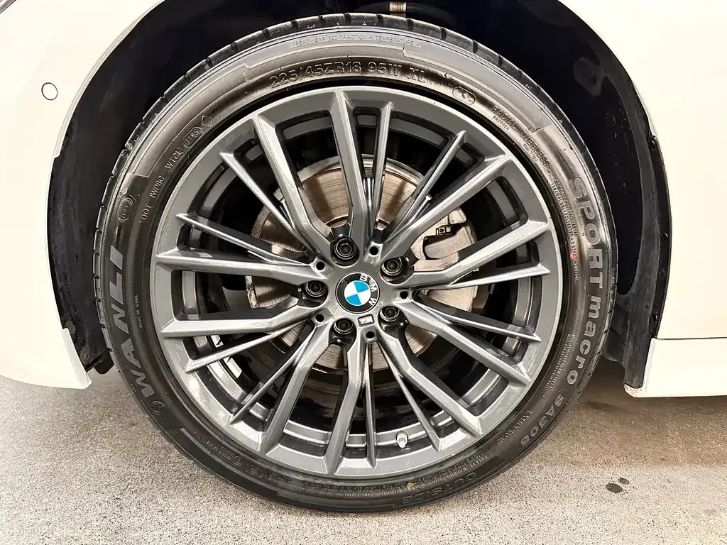 BMW 3 Series — фото 10