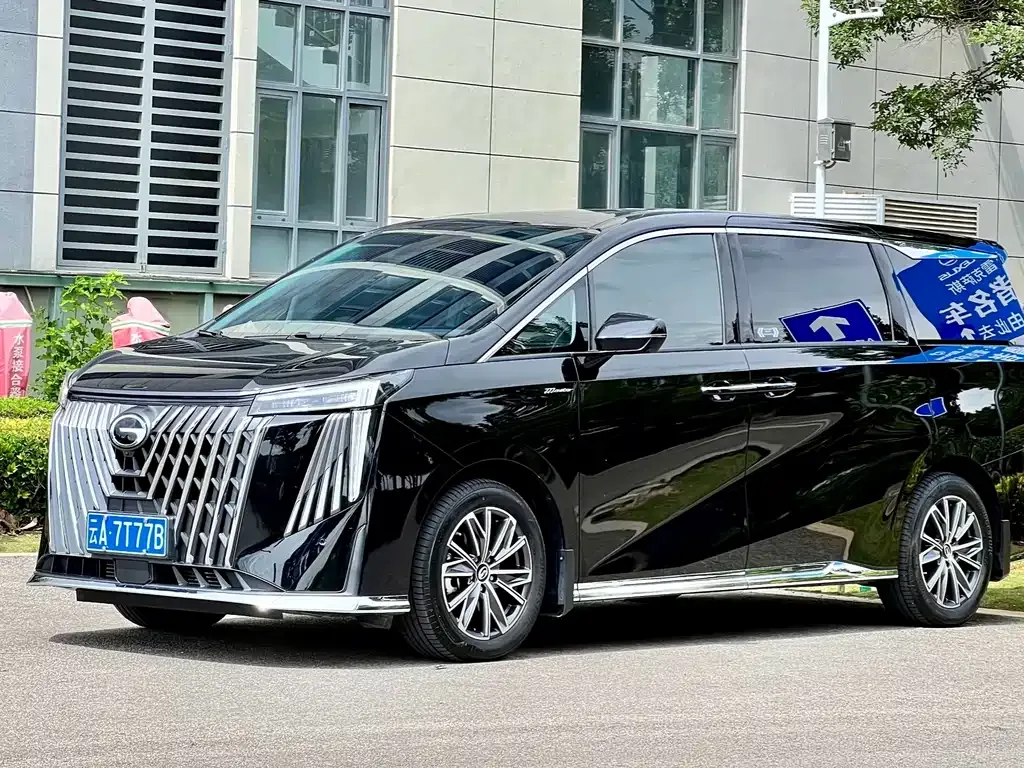 GAC Motor Trumpchi M8 — фото 1