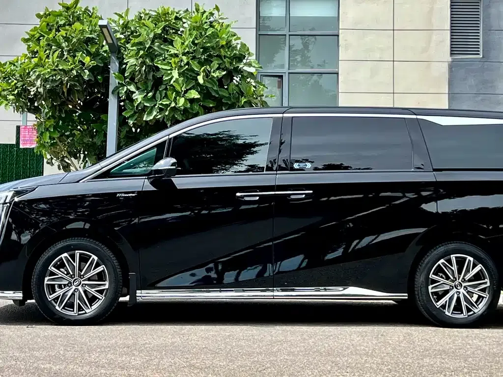 GAC Motor Trumpchi M8 — фото 4