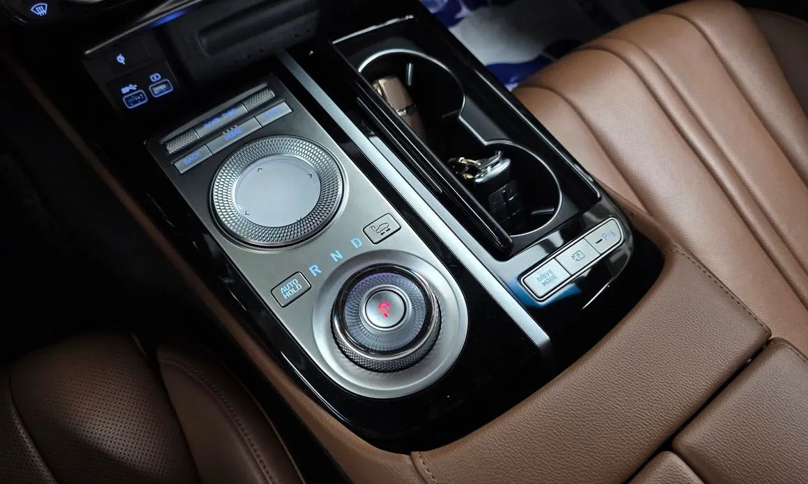Genesis G80 — фото 10